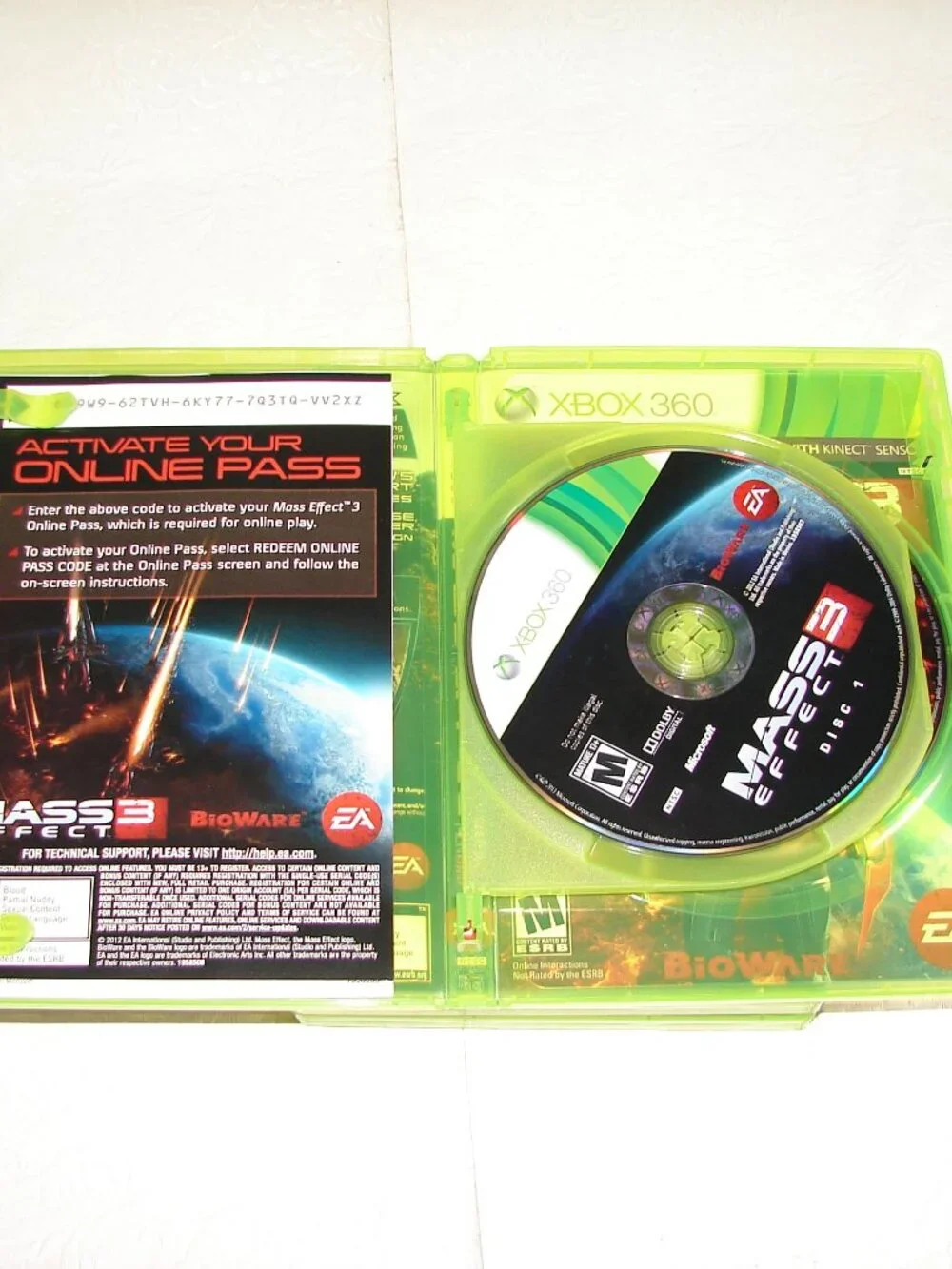 Xbox 360 Game Lot of 3: MASS EFFECT 1 & 2 & 3 w/2 Manuals